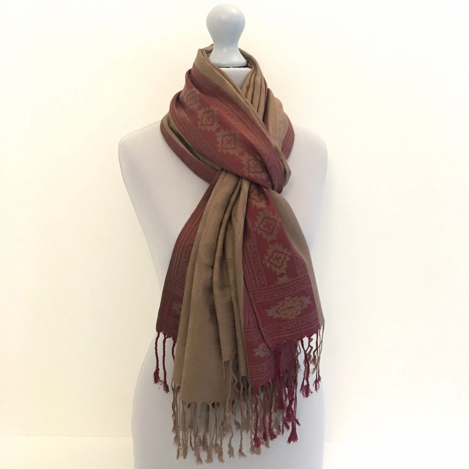 MOCHA ANIMAL PRINT REVERSIBLE PASHMINA SHAWL SCARF