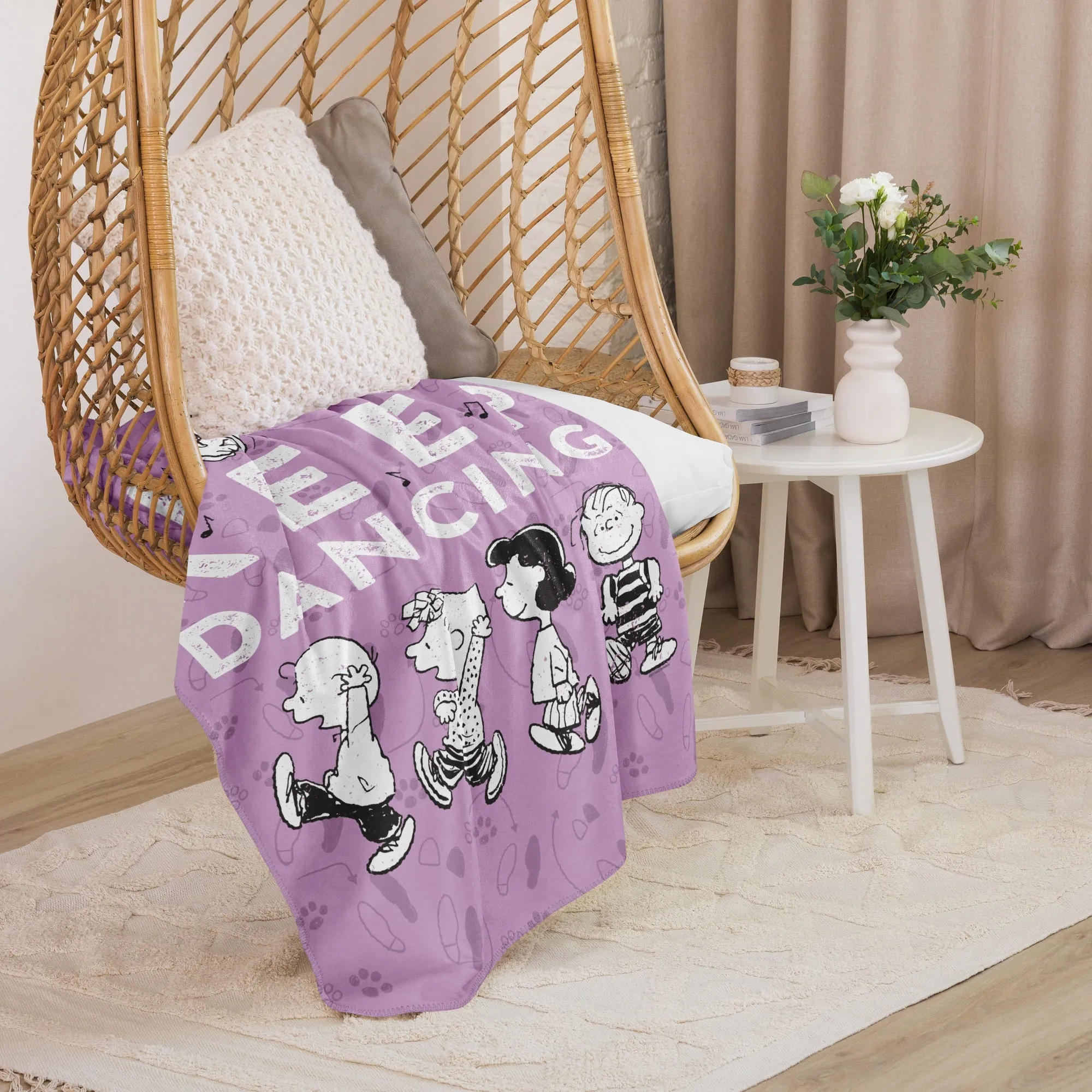 Peanuts Just Keep Dancing Sherpa Blanket