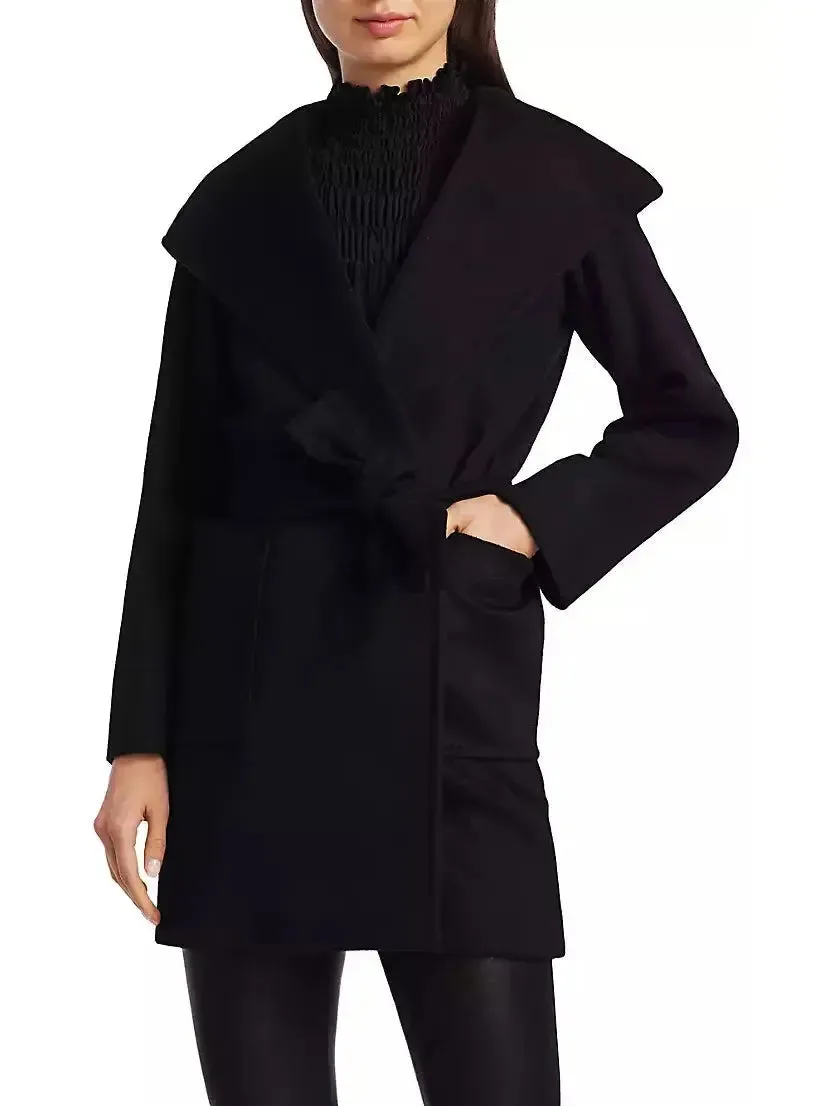 Women’s Belted Hooded Midi Coat in Black